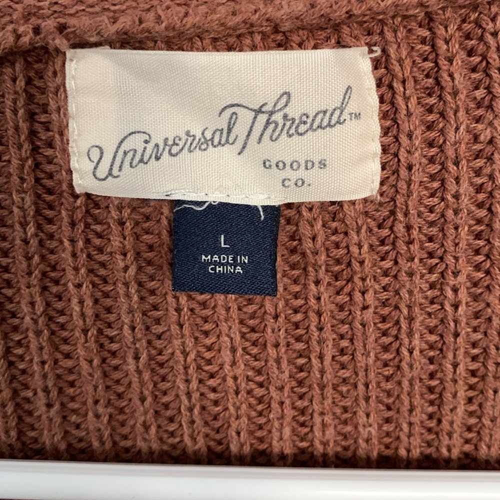 Cardigan - Picture 2 of 3